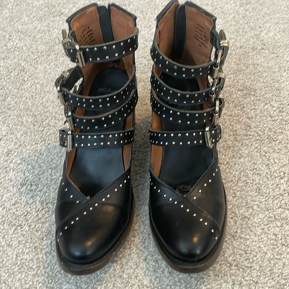 Freebird felicity size 9 black